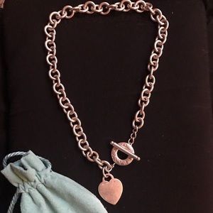 Authentic RETURN TO TIFFANY - HEART TAG TOGGLE